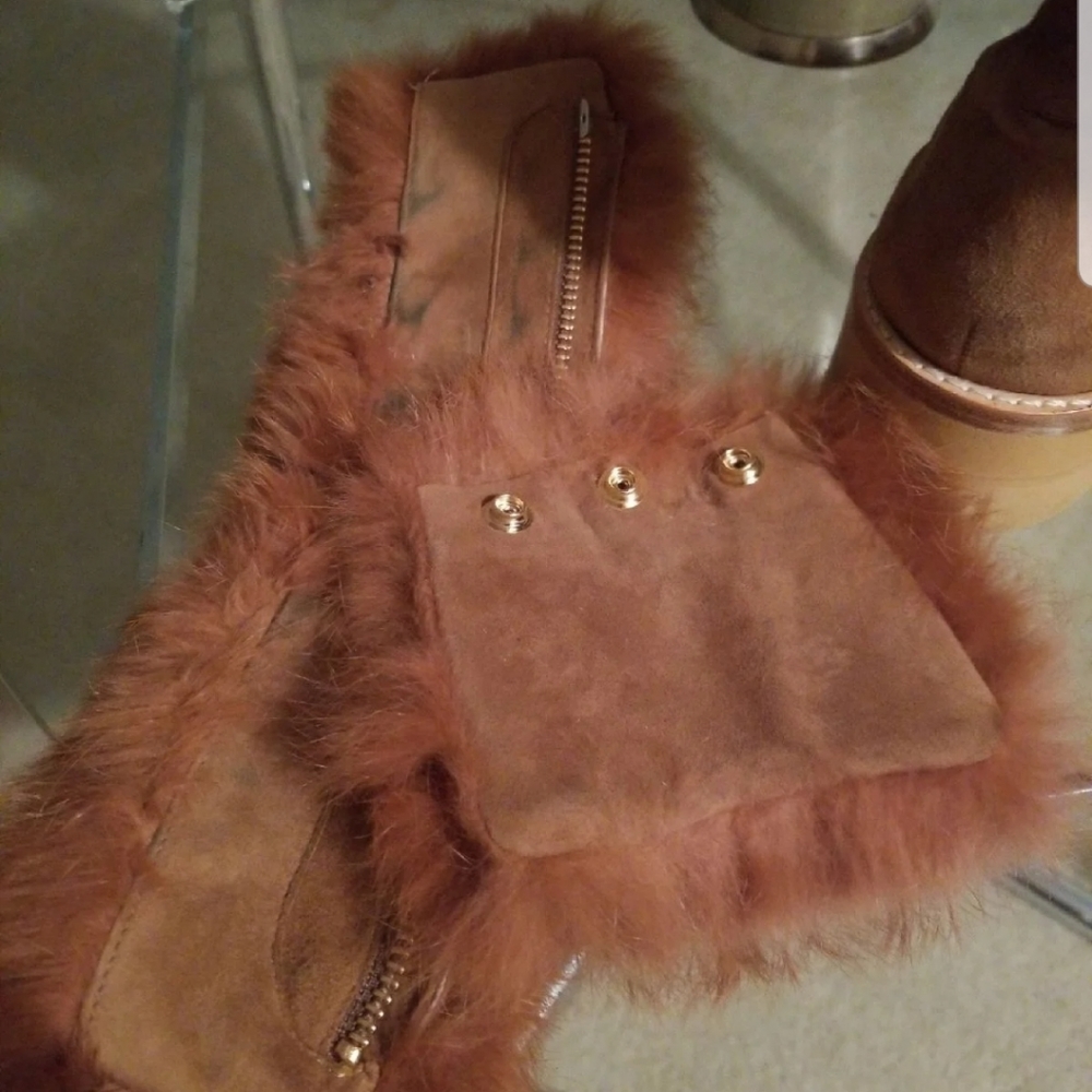 Boots - Picture 5 of 5